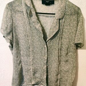 Jones Wear Green Patterned Blouse